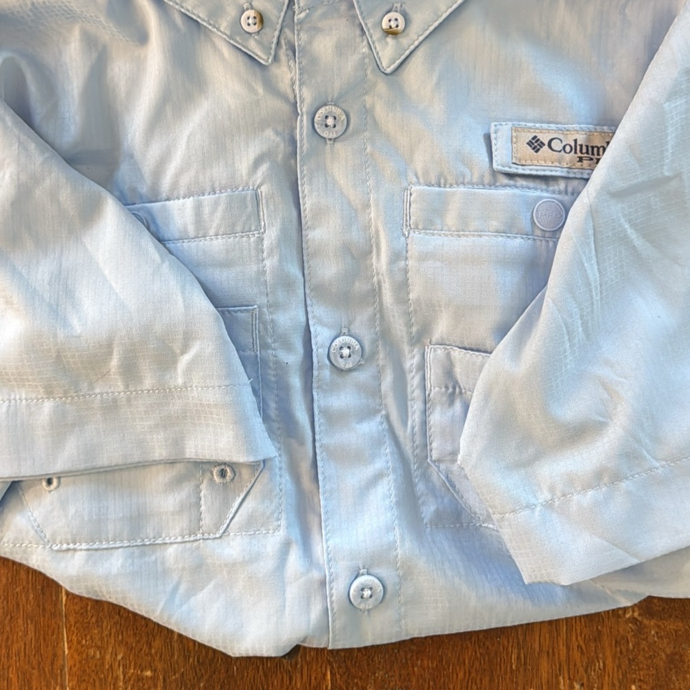 Columbia PFG Blue Casual Button Down Shirt Lightweight Fabric